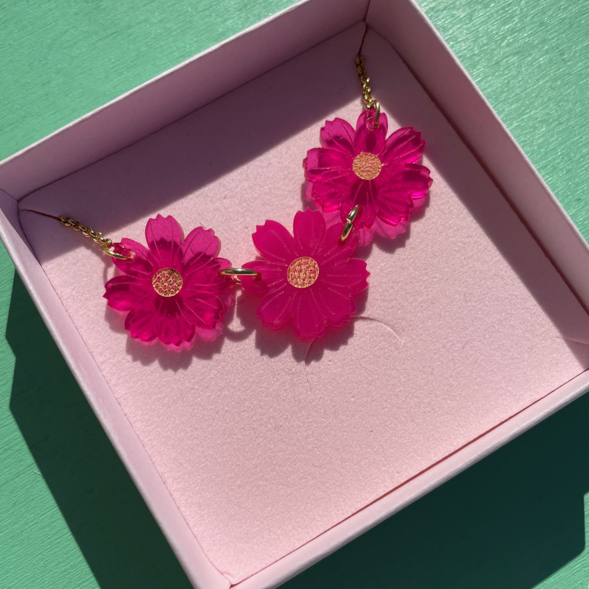 Cosmea ketting - statement